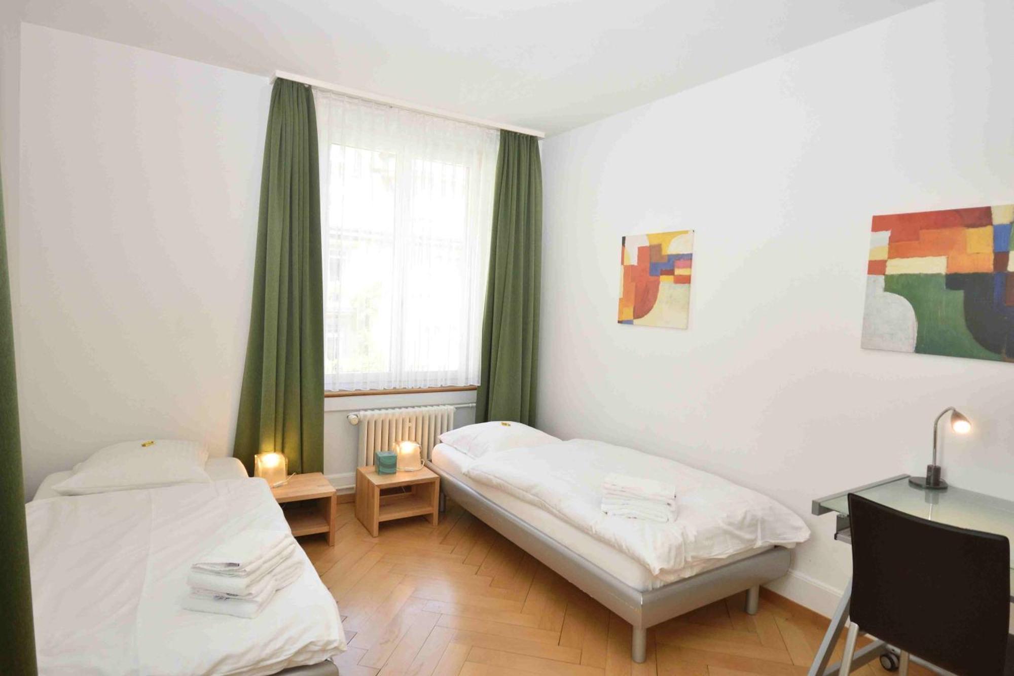 2Br Flat Near Lake And Central - Stardust 22 Apartment Zurich Exterior photo